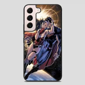 Wonder Woman Kiss Superman Samsung Galaxy S22 Plus Case